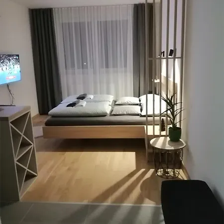 33 * Banja Luka