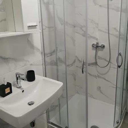 33 Apartamento *