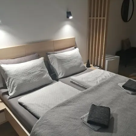 33 بانيا لوكا