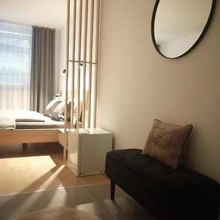 33 Apartamento *