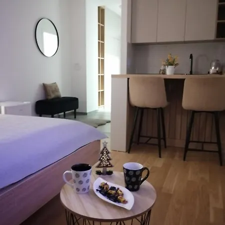 Apartamento 33 *