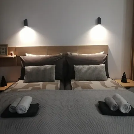 33 באניה לוקה